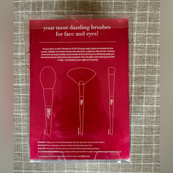 NEW It Cosmetics Brushes Rockstar and Glitter Clutch - Picture 2 of 2